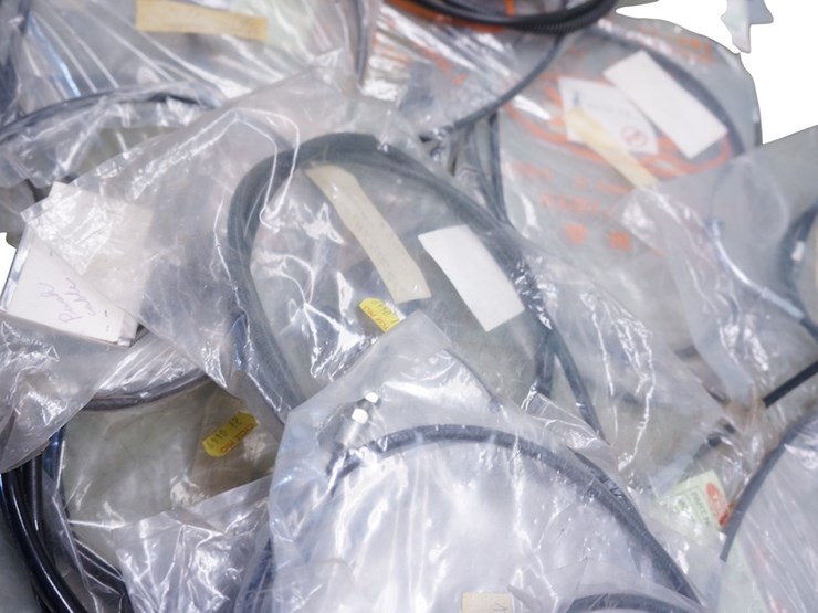 cables---motion-pro,-rocky,-barnett-etc…-miscellaneous-parts-lot-image-3