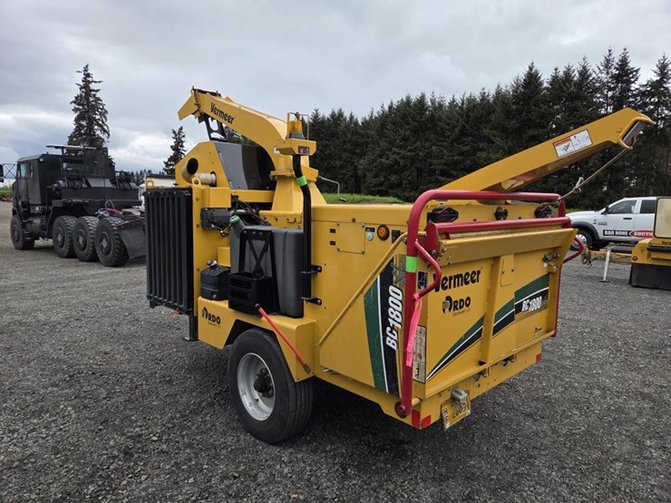 2016-vermeer-bc1800xl-image-3