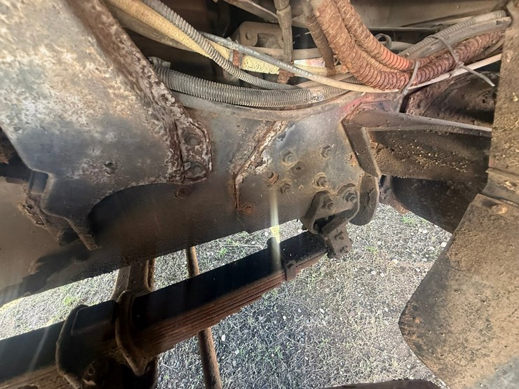 #1119-•-1990-international-navistar-paystar-5000-26'-flat-bed-truck-image-52