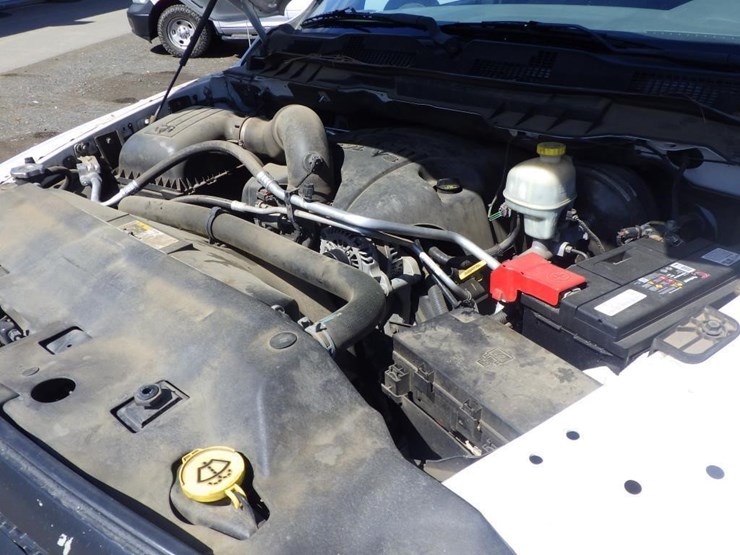 2014-dodge-1500-image-10