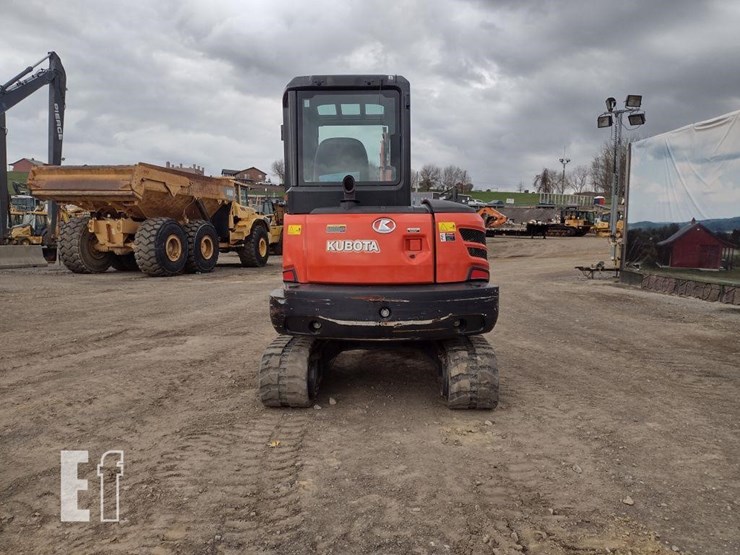 2020-kubota-kx040-4-image-4