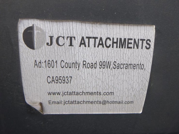 jct-72"-skid-steer-angle-broom-image-7