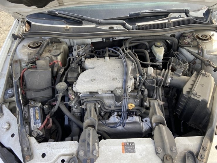 2011-chevrolet-impala-sedan-image-36