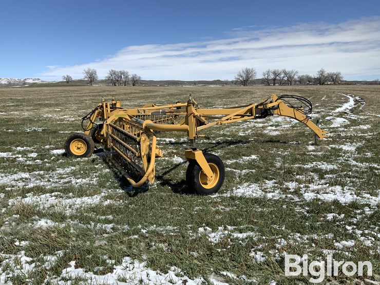 2009-vermeer-r2300-image-4