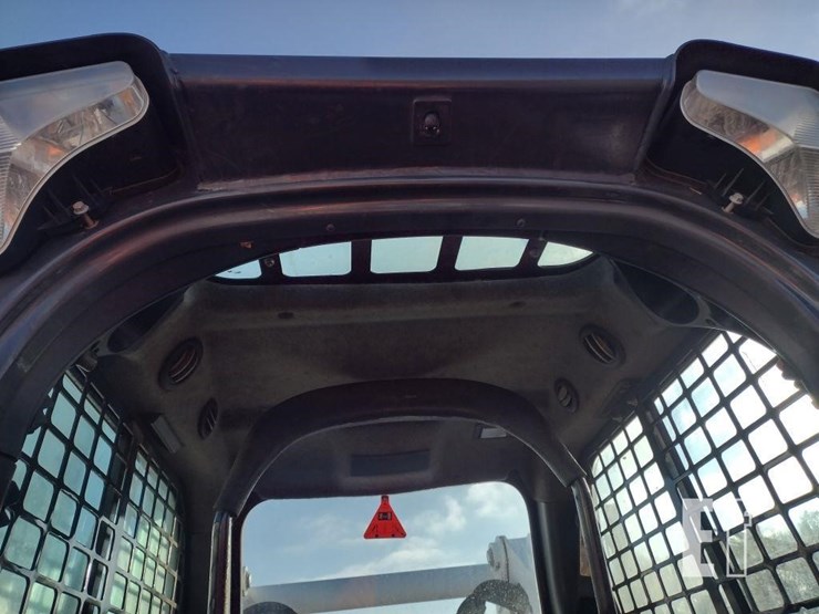 2020-bobcat-t870-image-15