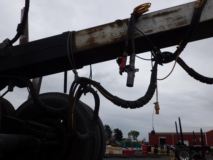 2017-kenworth-t800-image-18