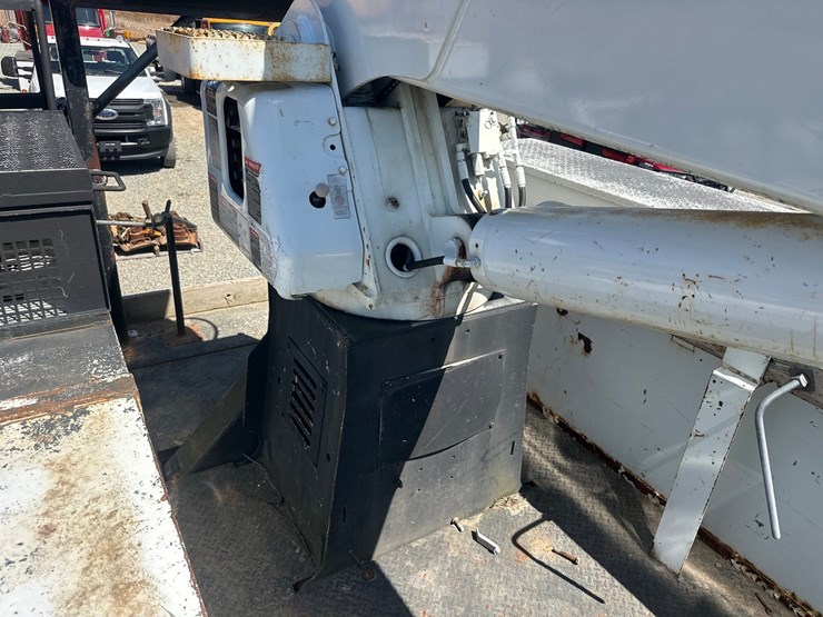 2009-international-durastar-4300-image-25