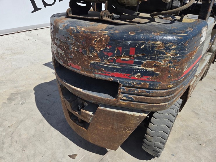 komatsu-fg25t-11-image-23