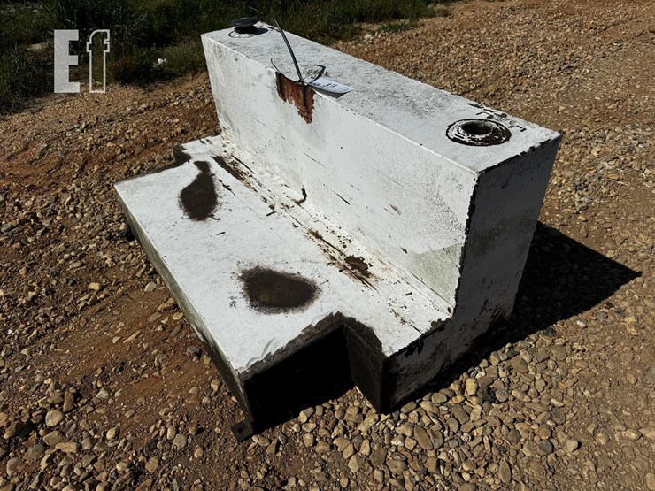 l-shape-fuel-tank-image-1