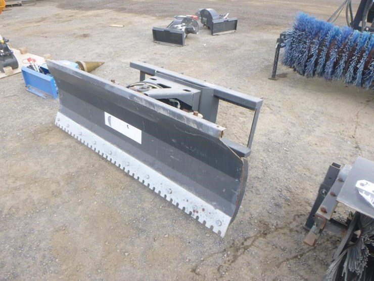 jct-72"-skid-steer-dozer-blade-image-1