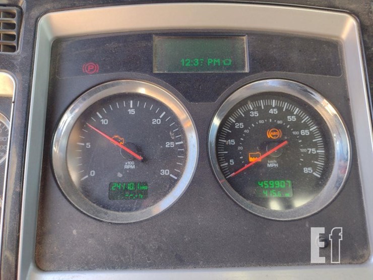 2008-kenworth-t800-image-7