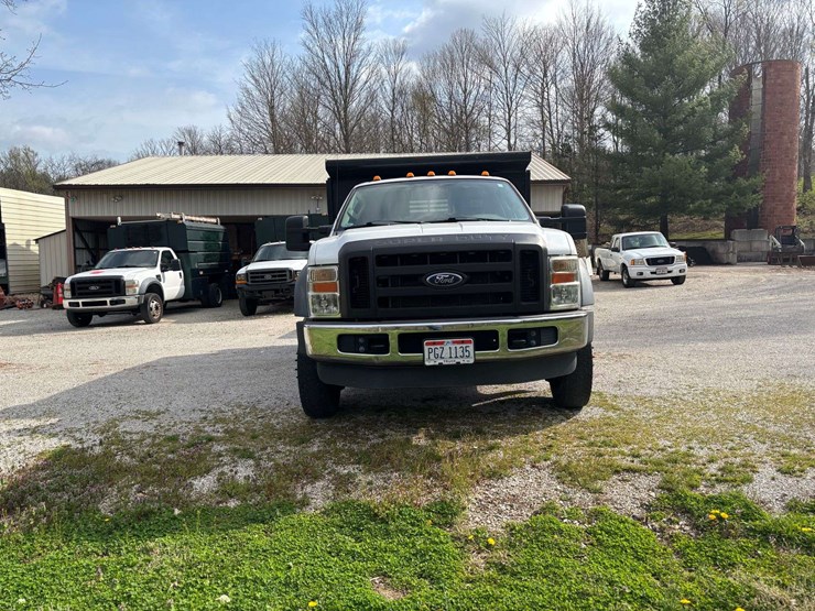 2009-ford-f550-image-6