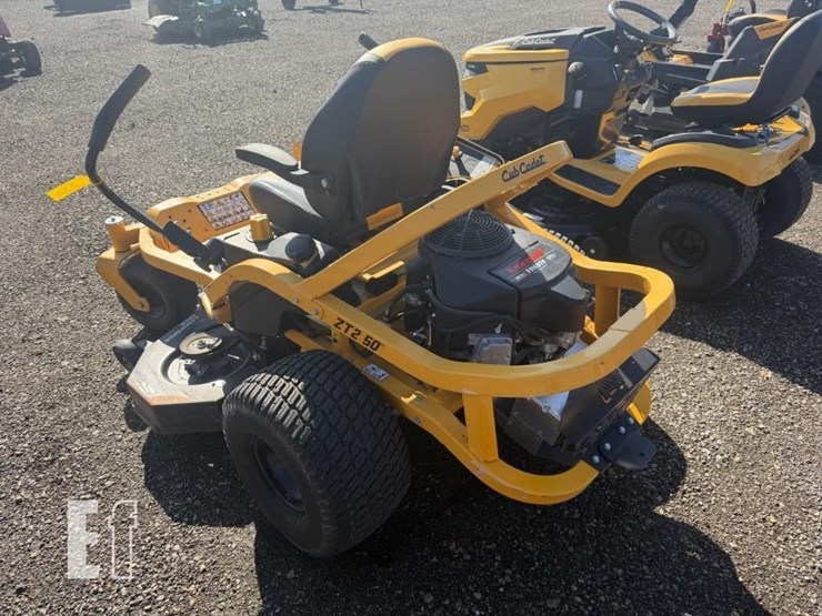 2022-cub-cadet-ultima-zt2-50-image-4