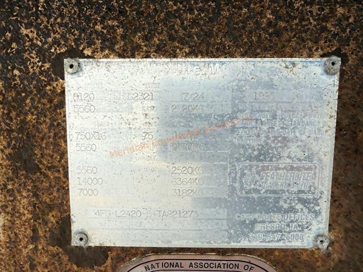 1996-featherlite-8120-image-15