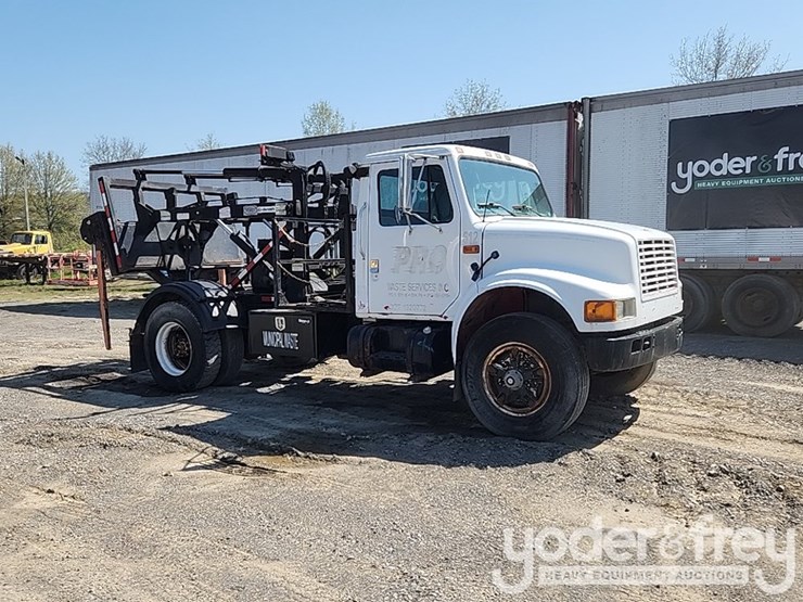 1989-international-4900-image-6