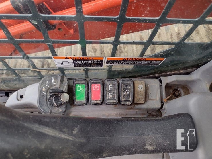 kubota-svl75-2-image-8