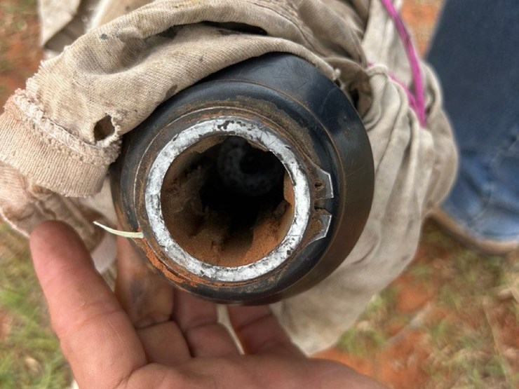 hesston-4590-image-10