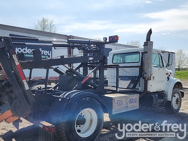 2002-international-4900-image-11