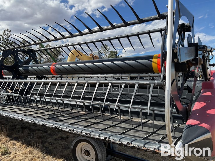 2009-case-ih-2152-image-13