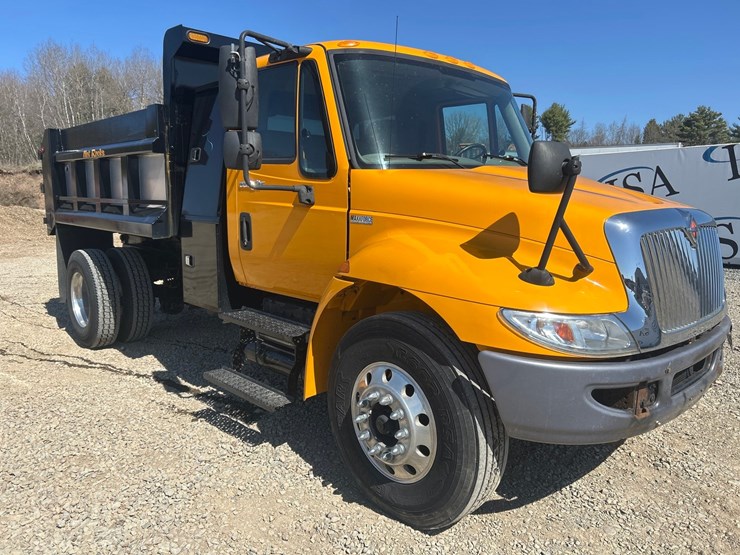 2013-international-durastar-4300-image-7