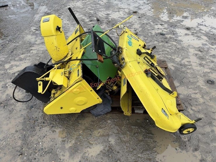 john-deere-212-image-4