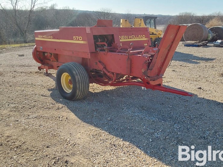 1990-new-holland-570-image-7