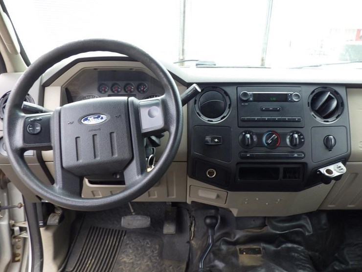 2008-ford-f250-image-9