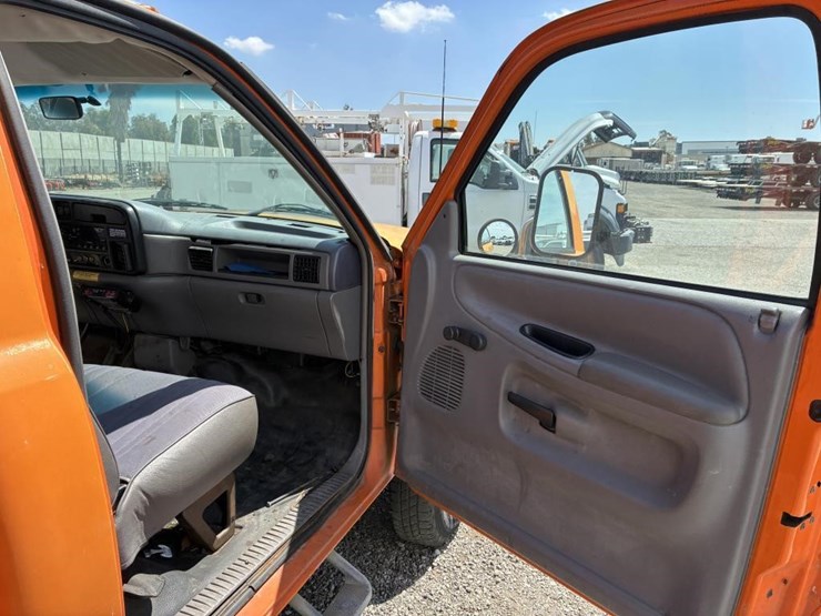 1996-dodge-ram-3500-image-13