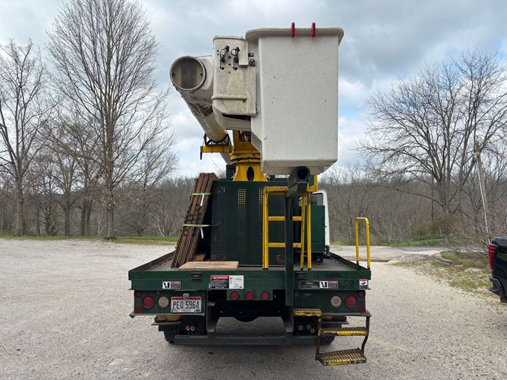 2005-international-durastar-4300-image-11