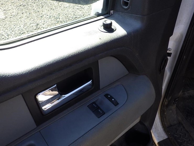 2013-ford-f150-image-21