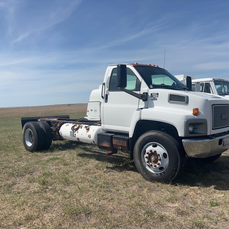 2006 GMC 7500