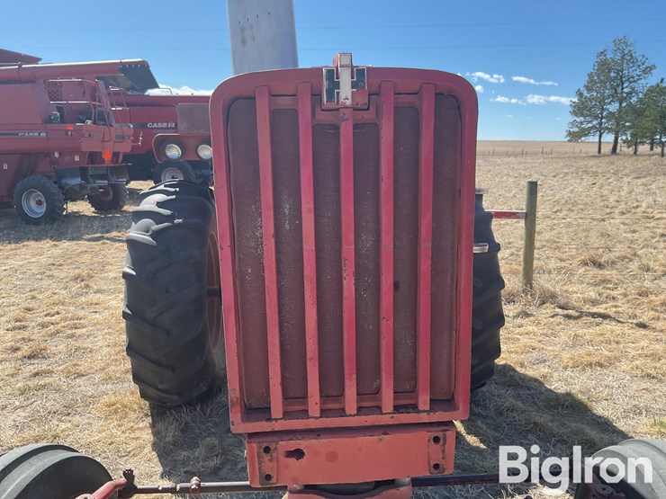 1966-international-806-image-9