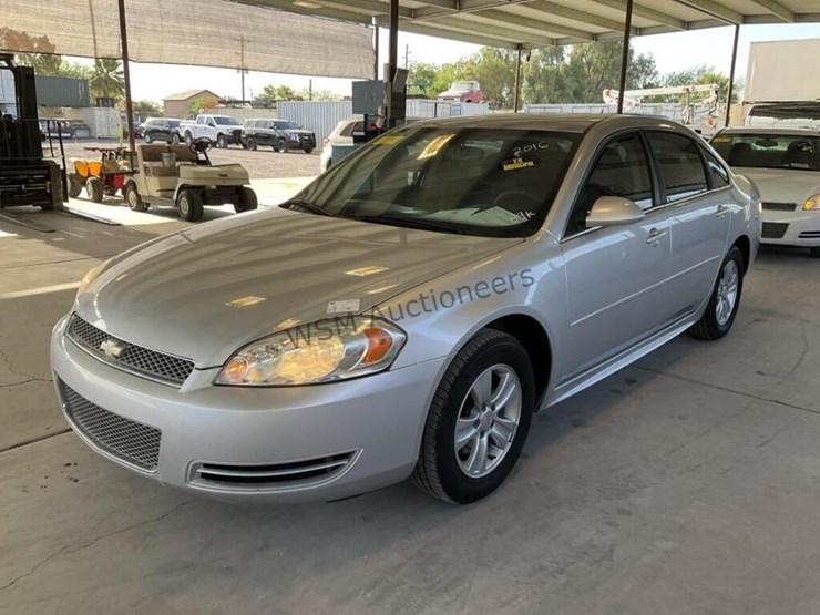 2016-chevrolet-impala-ls-sdn-image-4