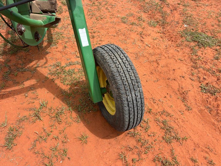 john-deere-700-image-5