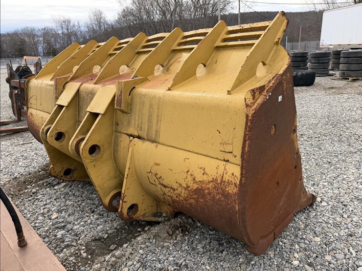 caterpillar-988b-image-3