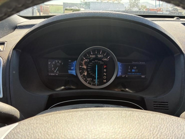 2012-ford-explorer-image-17