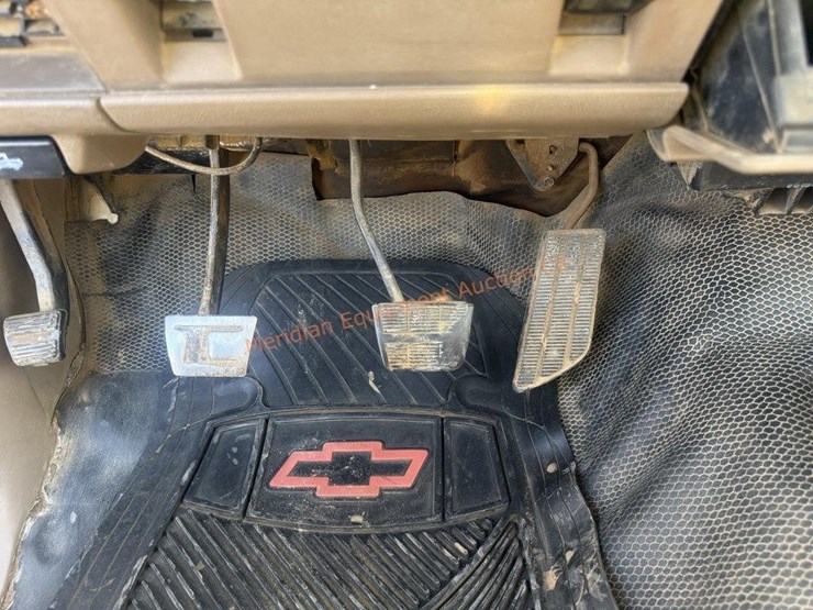 1992-chevrolet-cheyenne-1500-image-32