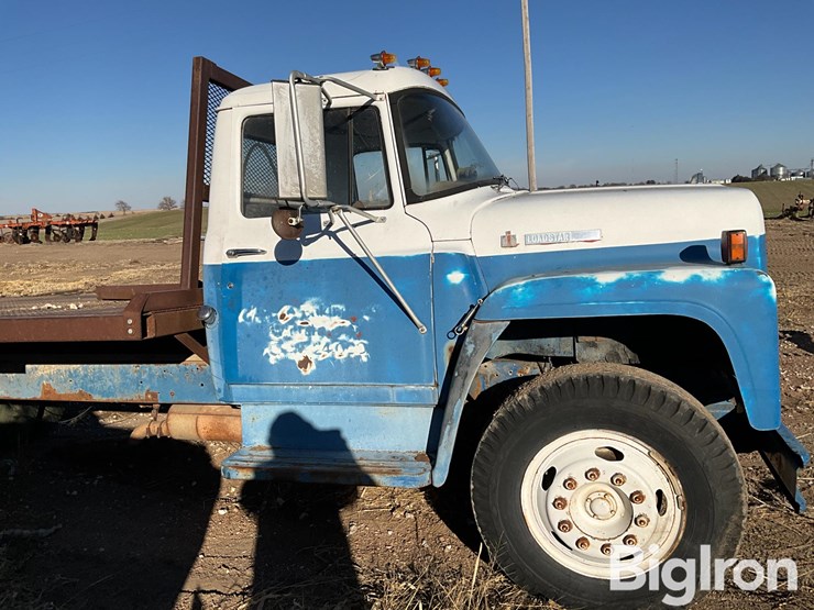 1976-international-1600-s/a-flatbed-truck-image-10