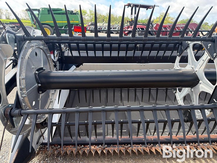 2023-mac-don-fd235-image-15