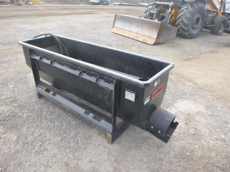 landy-66"-skid-steer-asphalt-spreader-image-3