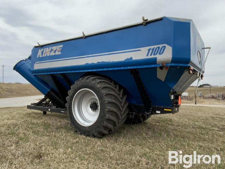 2015-kinze-1100-image-7