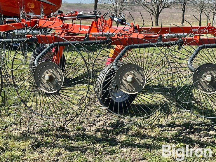 2023-kubota-ra210cr-image-15