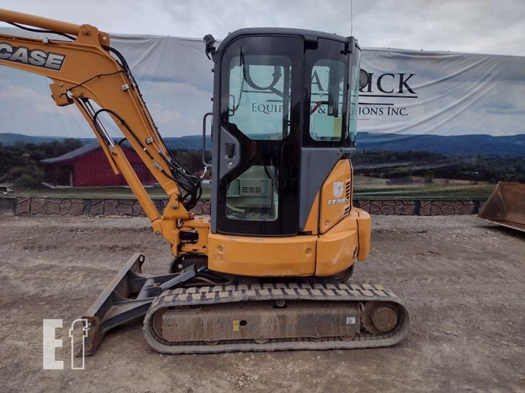 2017-case-cx36b-image-12