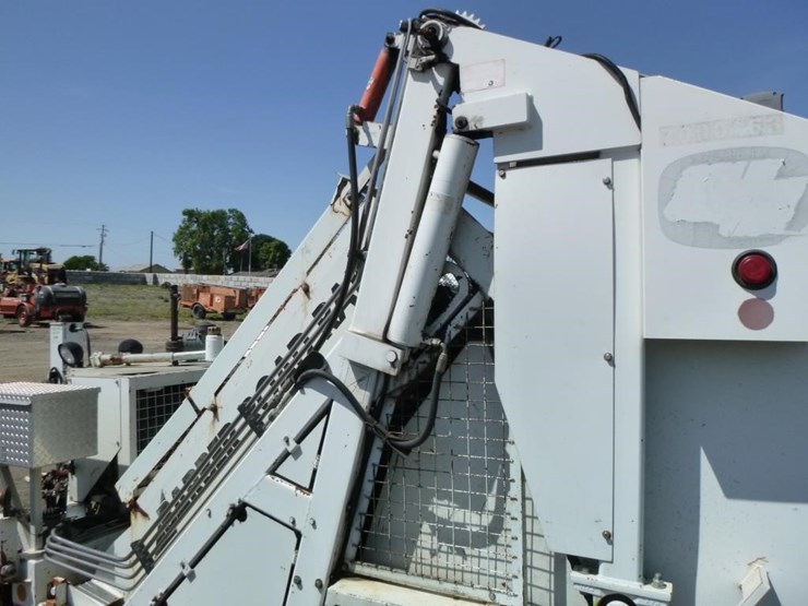 2004-barber-towable-road-rake-200-image-16