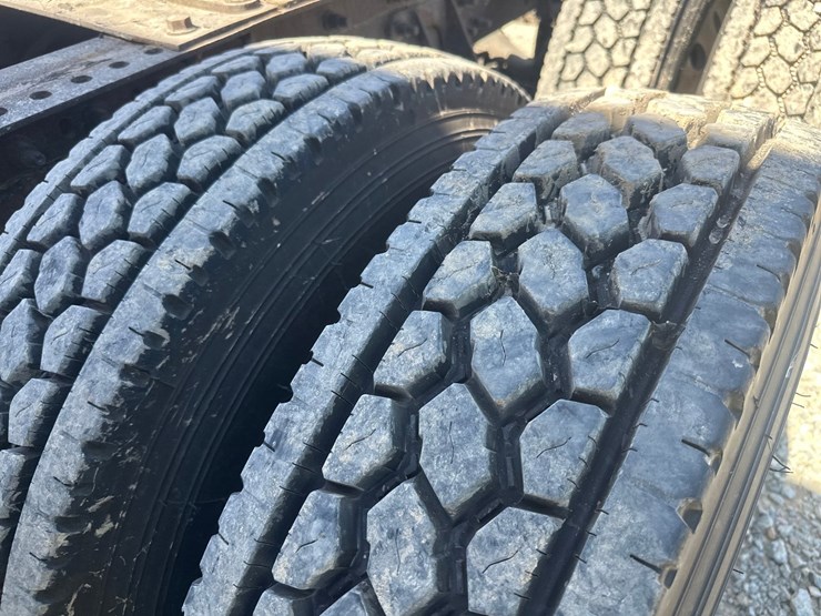 2004-massey-ferguson-8-image-67