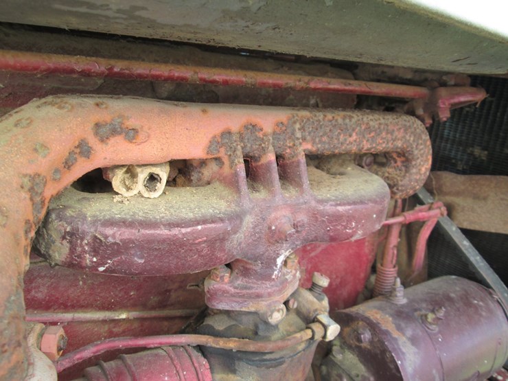 1950-ford-tractor-image-16