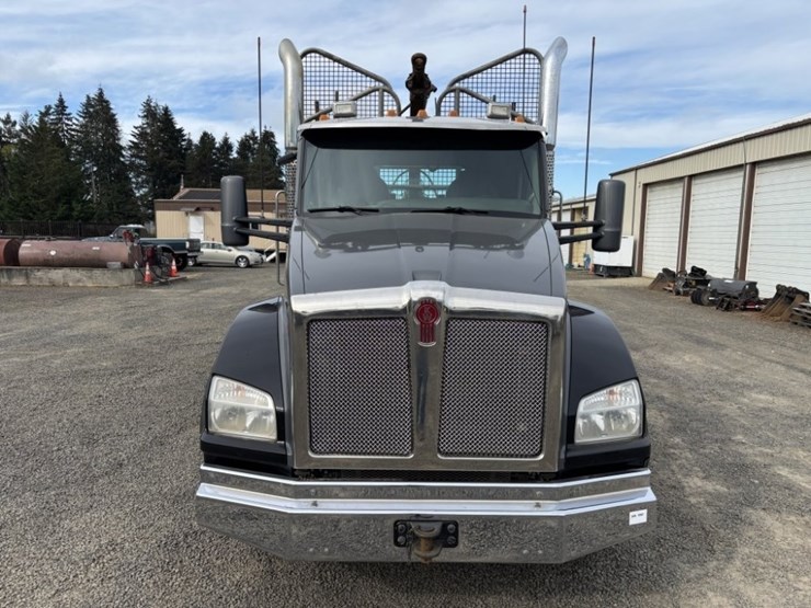 2019-kenworth-t880-image-7