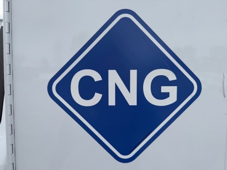 2021-ford-f550-xl-sd-image-28