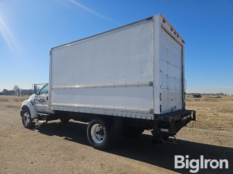 2004-ford-f650-image-7