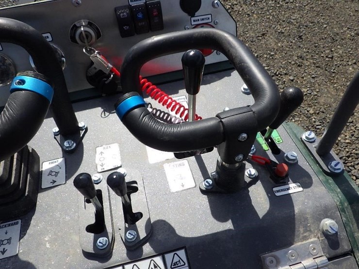 2026-stag-tl450-skid-steer-tracked-loader-image-22